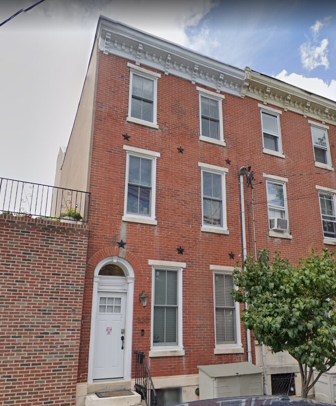 Building Photo - 520 N 15th St