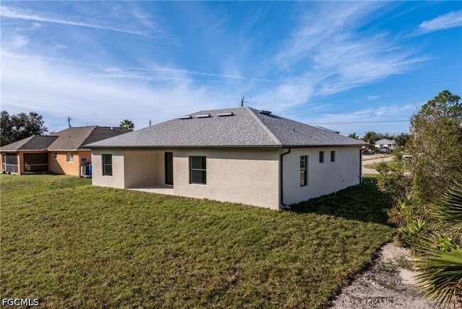 Building Photo - 1024 Chauncey Ave