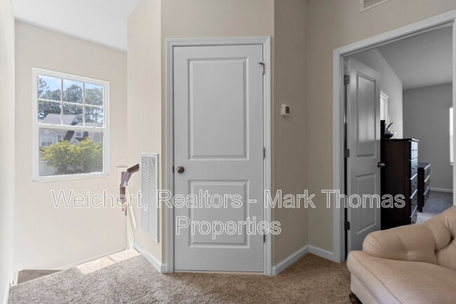 Building Photo - 4340 Flintlock Ln