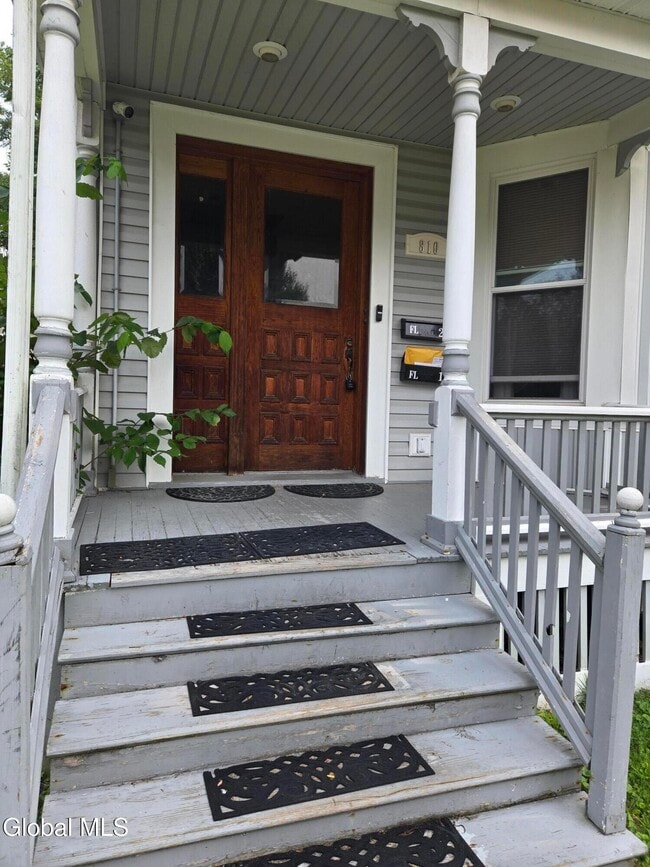 Primary Photo - 810-816 6th Ave