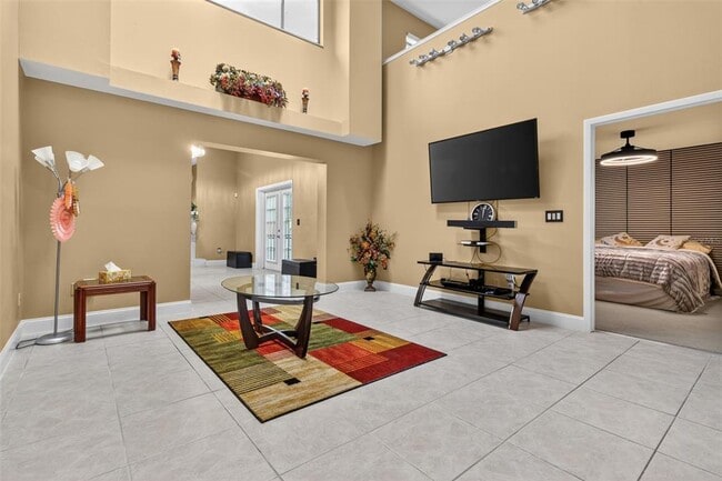 Building Photo - 11310 Linarbor Pl
