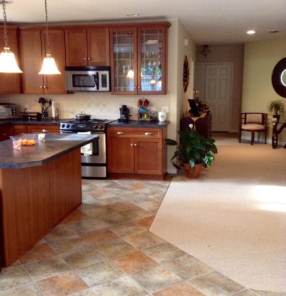 Building Photo - 111 E Genesee St