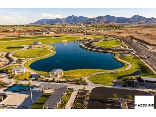 Building Photo - Imagine Your Family Thriving in This Beautifully Designed, Fully Furnished 5/3.5 Avondale Home.