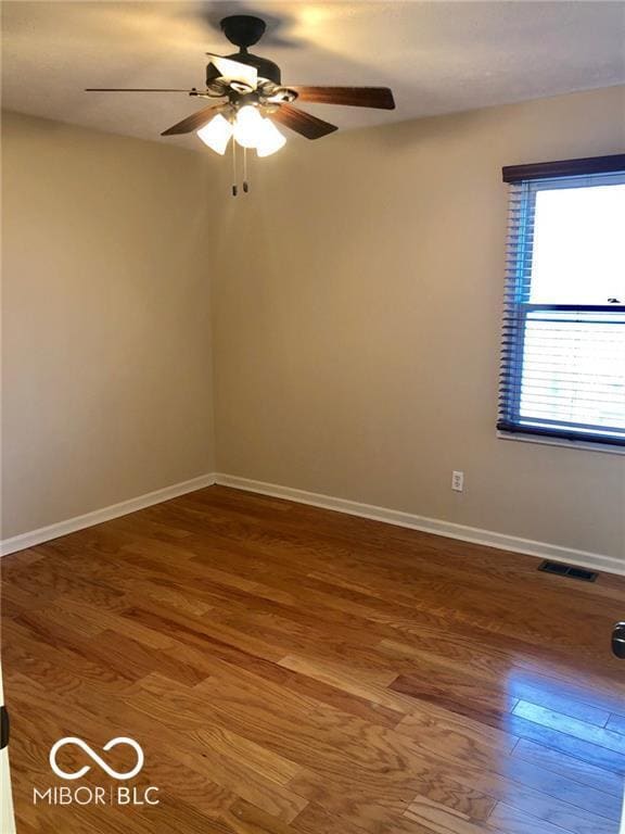 Building Photo - 496 E 10th St