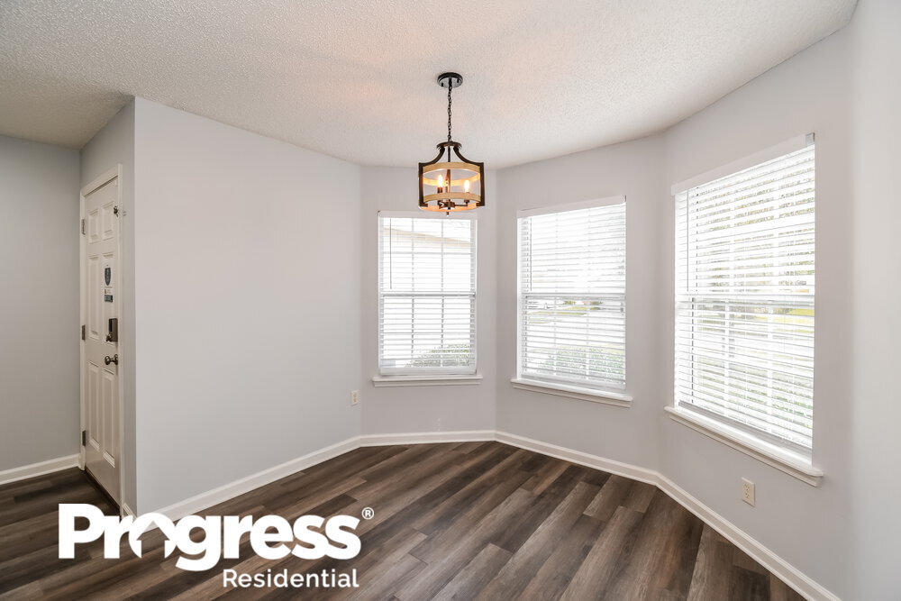 Building Photo - 8030 Welbeck Ln