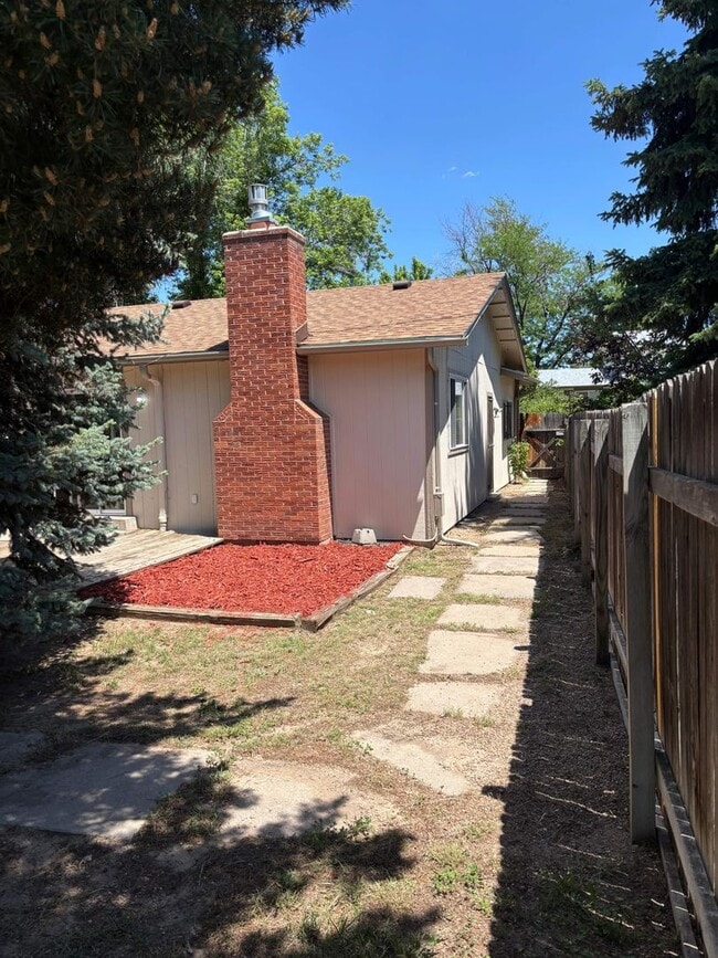 Building Photo - Beautiful ranch style home for rent Aurora...