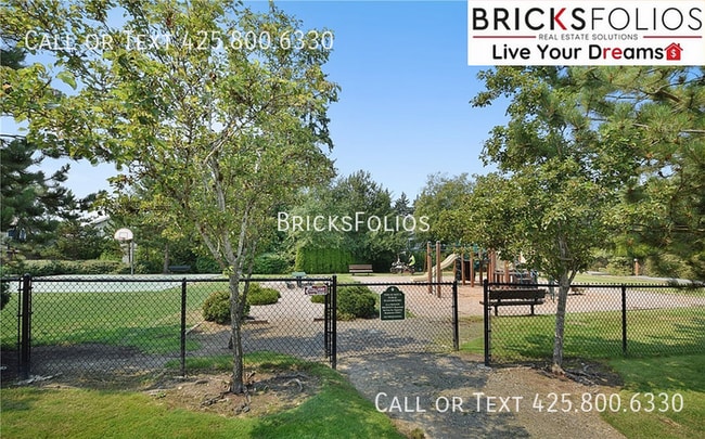 Building Photo - Welcoming Home in Bothell, Ideal for Relax...