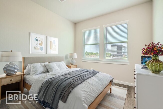 Building Photo - 430 S Centro Cir