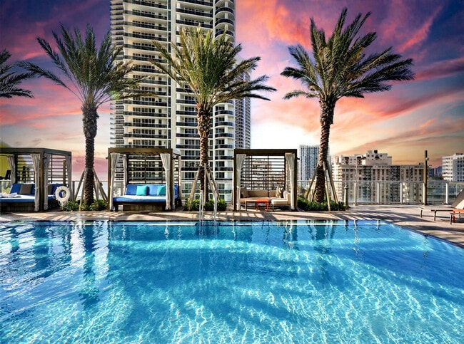 Building Photo - 4111 S Ocean Dr