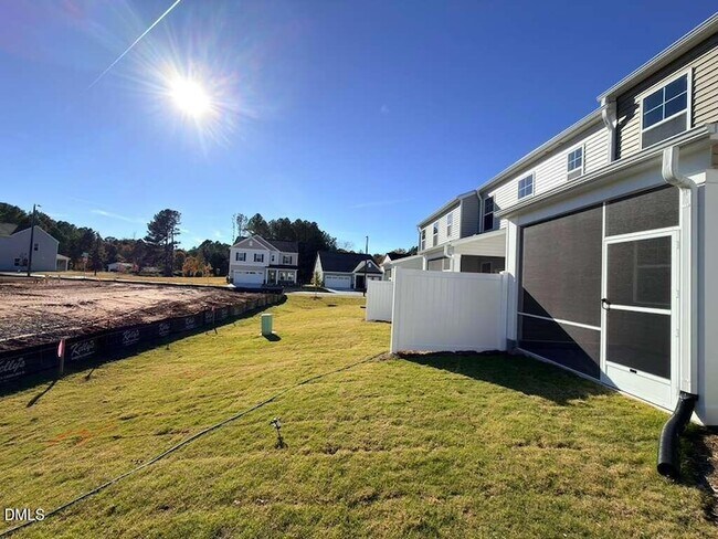 Building Photo - 6025 Grey Colt Wy