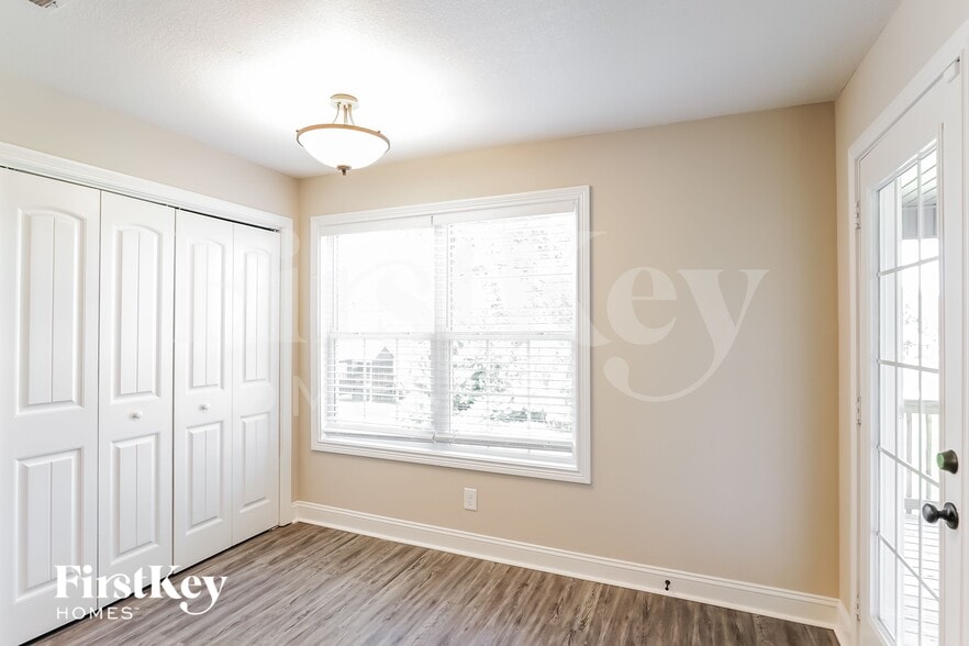Building Photo - 309 Liberty Bell Ln