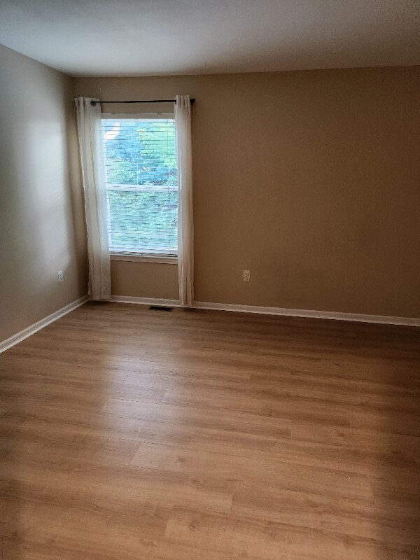 Building Photo - 185 Morgan Dr