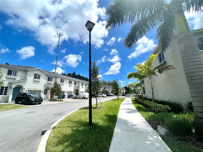 Building Photo - 20838 NW 13th Ave