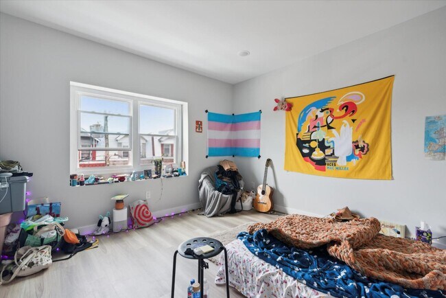 Building Photo - 649 N 33rd St