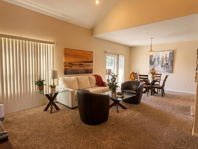 Building Photo - Lakeside 3 Bed/2.5 Bath Townhome in Gateway Community! Quiet, Scenic Living in The Heart Of Denver!