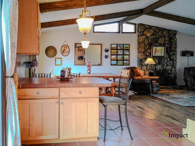Building Photo - 5005 Sunbird Cliffs Dr
