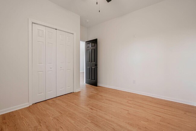 Building Photo - 216 Acie Ave