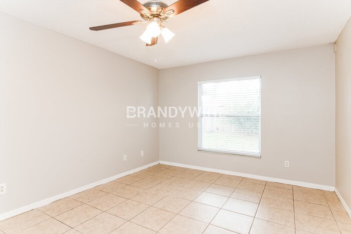 Building Photo - 7803 Myrtle Oak Ln