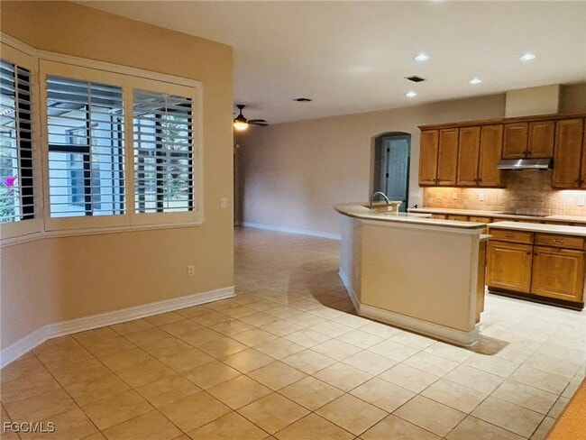 Building Photo - 12500 Fairmont Dr