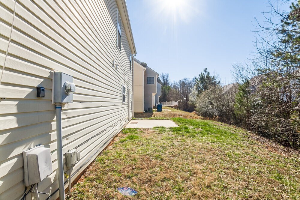 Building Photo - 933 Grass Hollow Ct