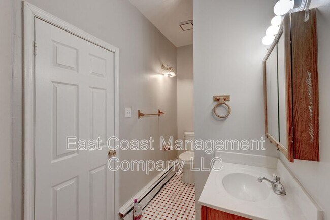 Building Photo - 2348 Eutaw Pl