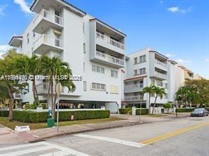 Primary Photo - 49 Majorca Ave