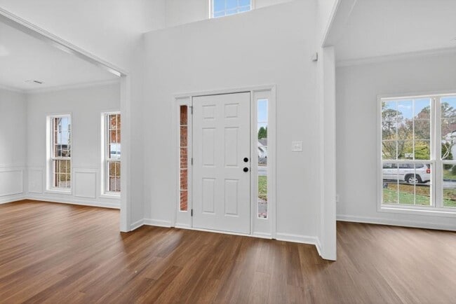 Building Photo - 2467 Bittersweet Cir