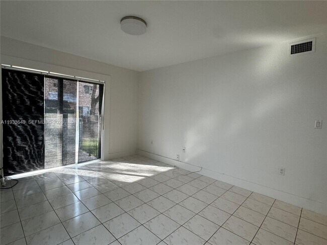 Building Photo - 1221 SW 122nd Ave