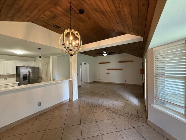 Building Photo - 501 Morning Dove Dr