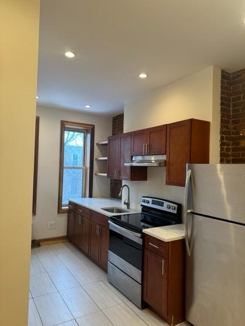 Building Photo - 766 Macdonough St