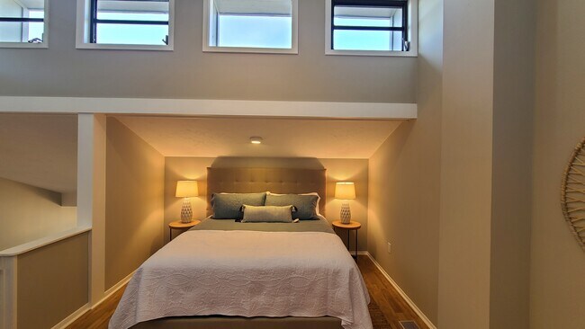 Building Photo - 1319 Dockside Pl