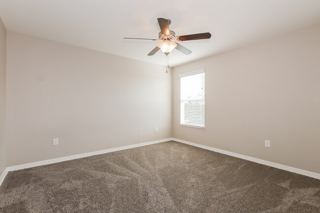 Building Photo - 13946 Lugano Ct