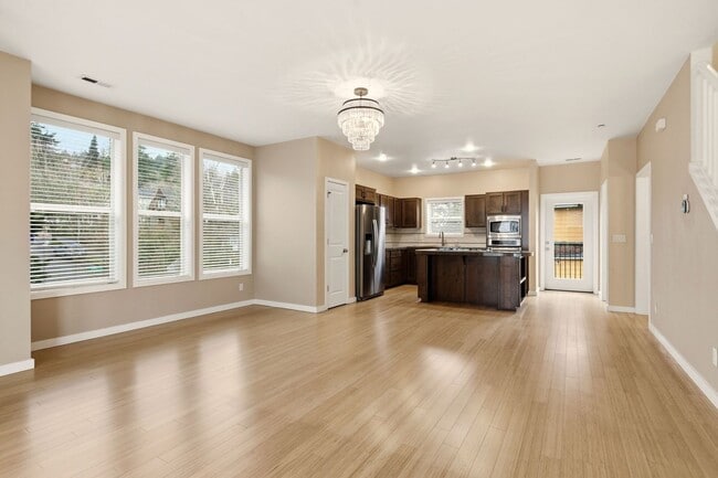 Building Photo - 4104 S Corbett Ave