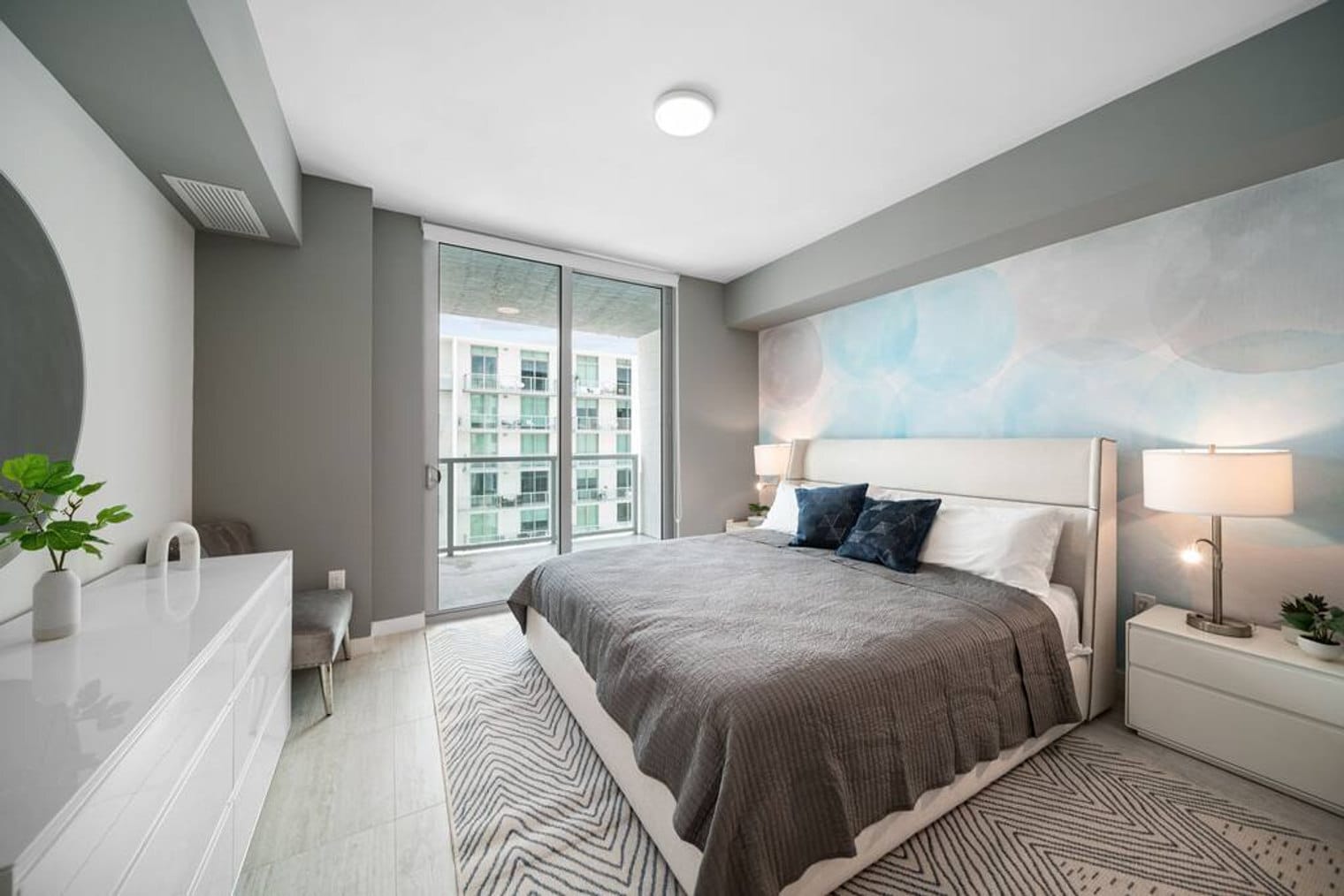 Building Photo - 3886 Biscayne Blvd