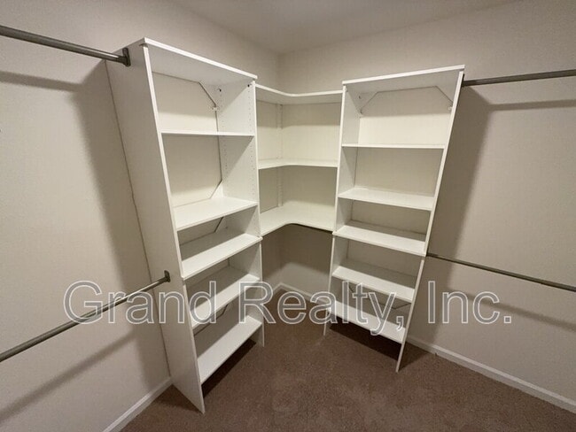 Building Photo - 6474 Churchill Cir