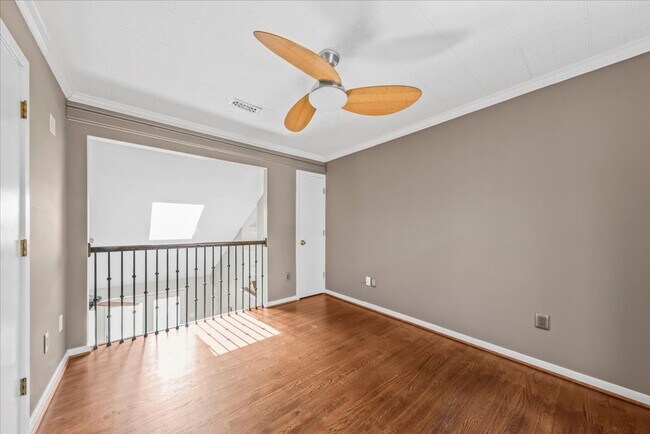 Building Photo - 2051 Marsh Flower Ln
