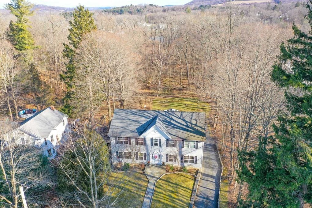 Building Photo - 4892 NY-22