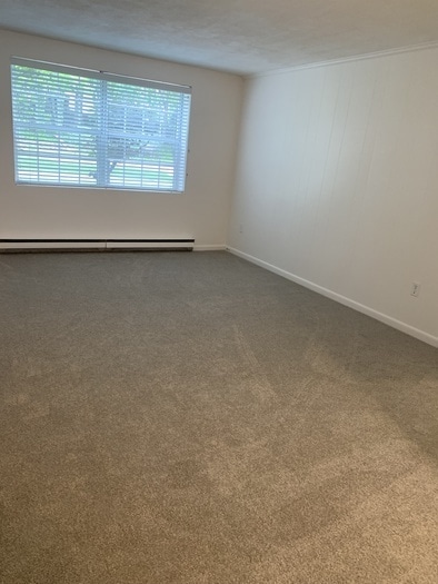 Building Photo - 1 Viking Ct