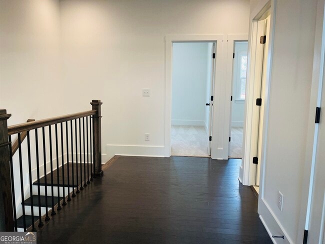 Building Photo - 1568 Driggs Dr NW