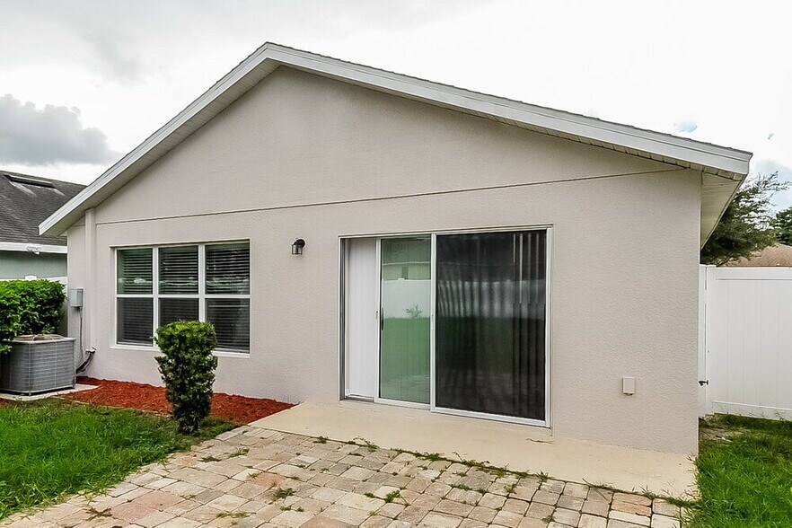 Building Photo - 10323 Holland Rd