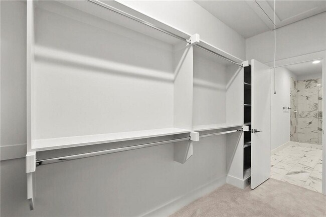 Building Photo - 2707 Kimsey Dr