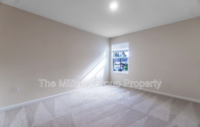Building Photo - 958 Observatory Pkwy