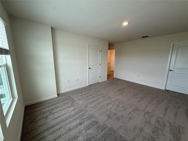 Building Photo - 6524 SW 82nd Lp