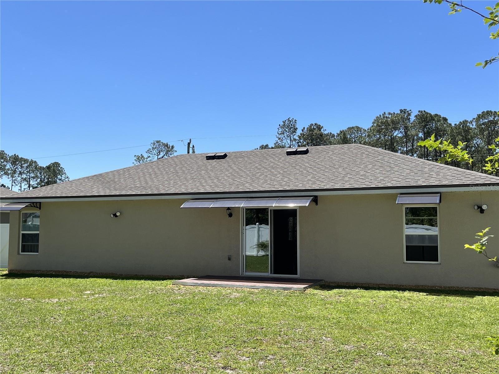 Building Photo - 37 Rickenbacker Dr