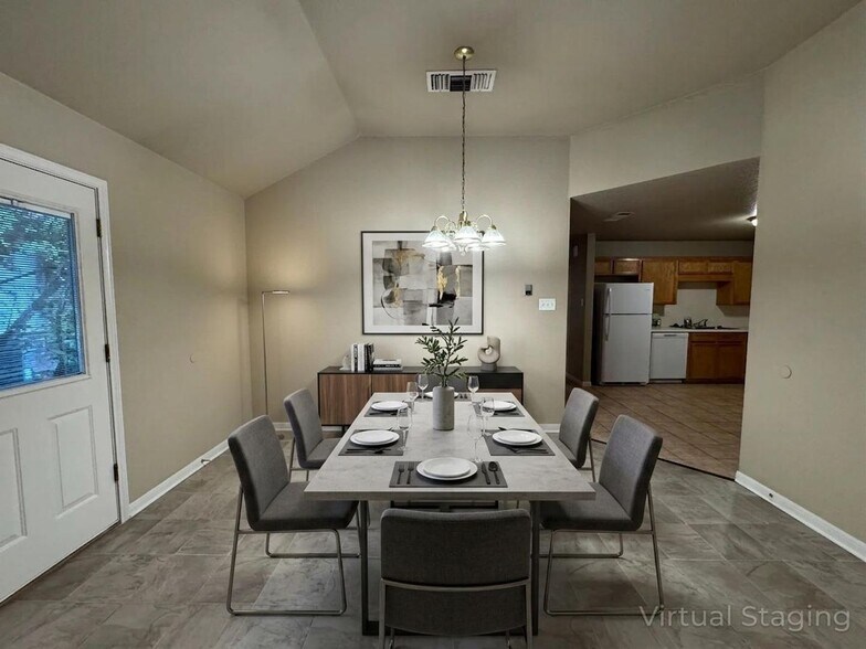 Building Photo - 4803 John David Dr