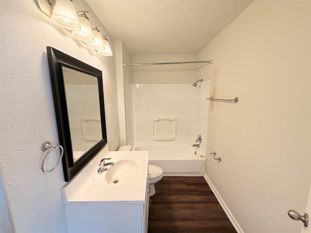 Building Photo - 4115 Douglas Ave