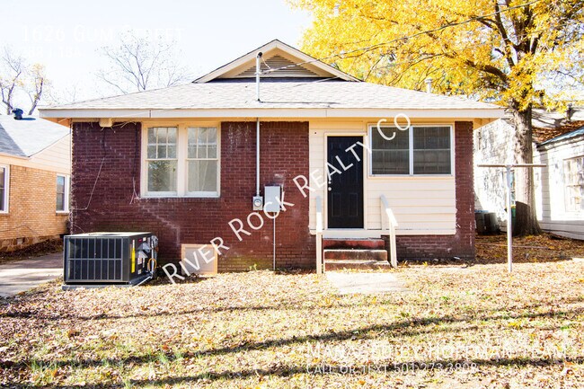 Building Photo - 1626 Gum St