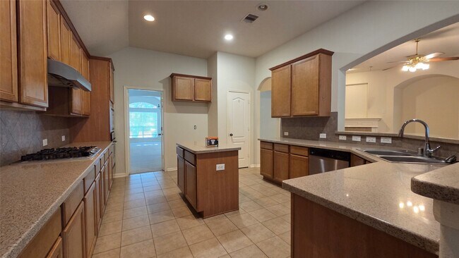 Building Photo - 15007 Waverly Canyon Ct