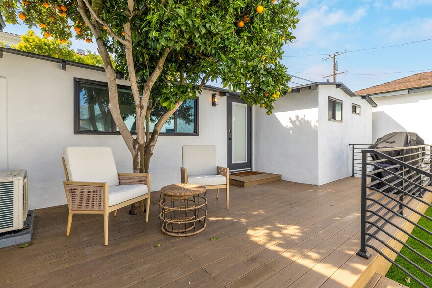 Building Photo - 614 Knob Hill Ave