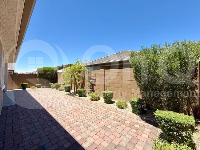 Building Photo - 8908 W Bethany Heights Dr